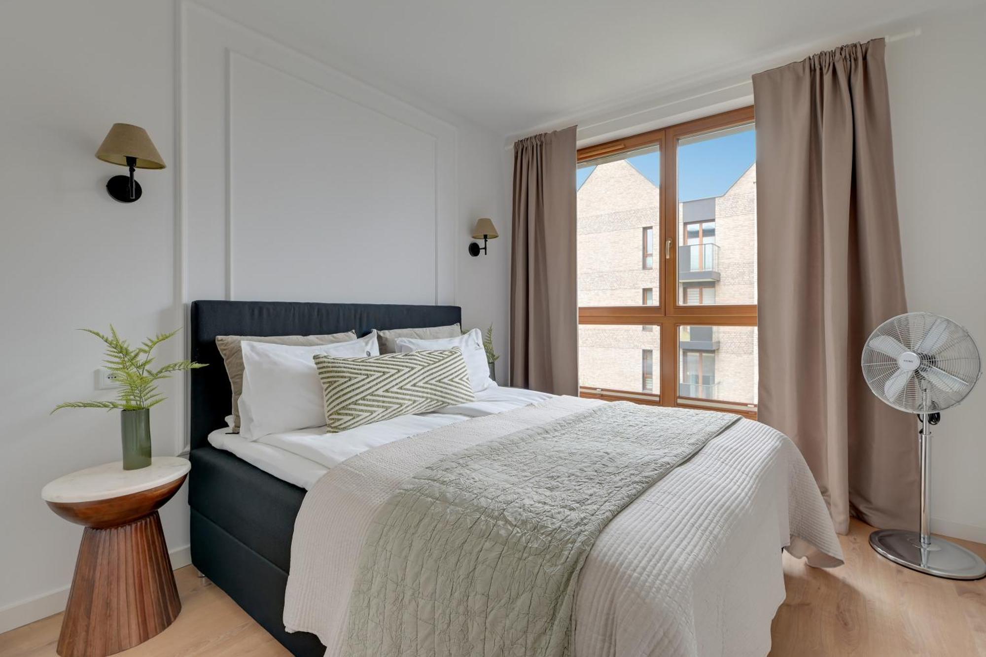 Front Park Apartments With Parking By Lion Apartments Gdansk Bagian luar foto